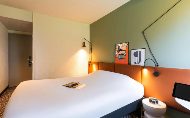 ibis Nuits Saint Georges