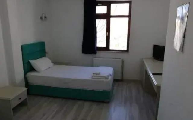 Ermenek Konuk Evi