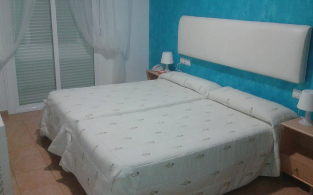 Hostal Alhaja Playa