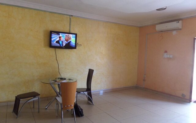 Kats Star Guest House