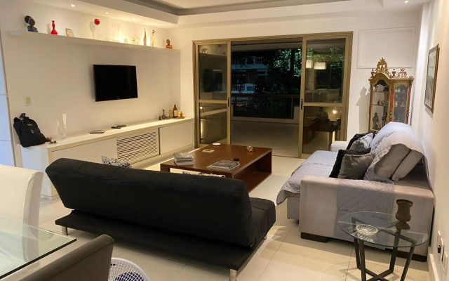 Lindo apartamento, próximo a praia e metro