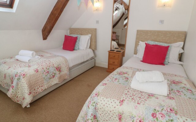 South Hill Farmhouse