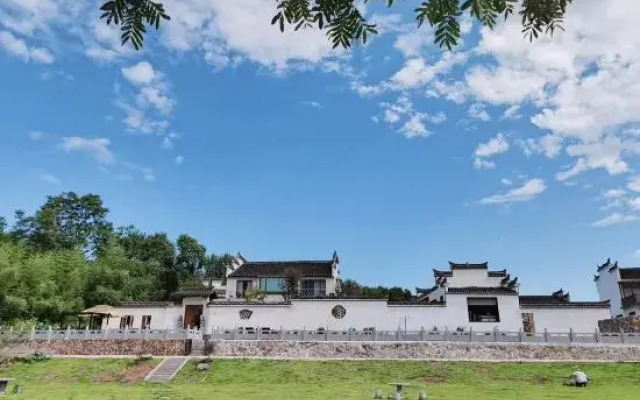 Taohuatan Xinyuan Homestay