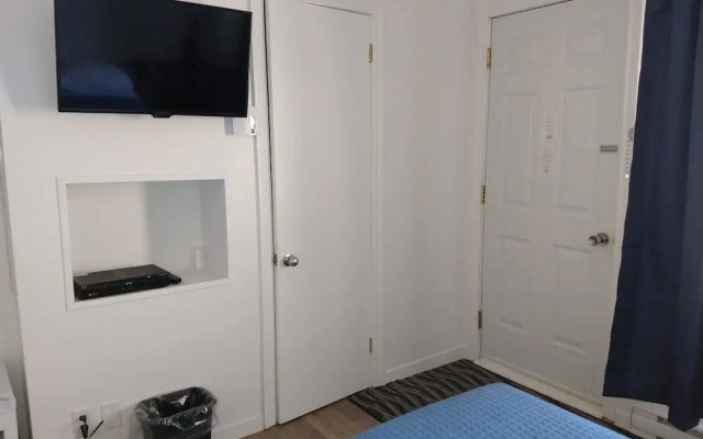 Motel Hibiscus