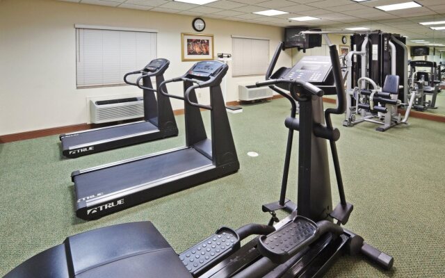 Holiday Inn Express Hotel & Suites Jenks by IHG