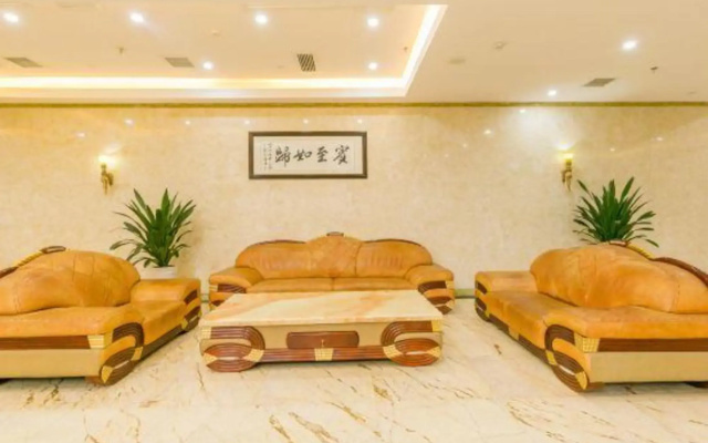Honghua Hotel (Yichun Wentang)
