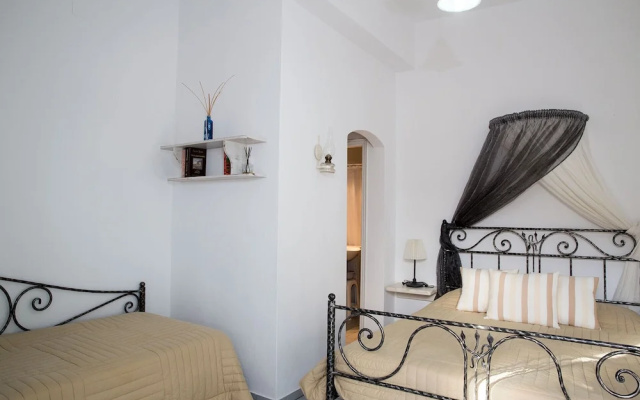 Irini Pension
