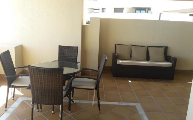 103 - Beach apartment with Spa & Gym