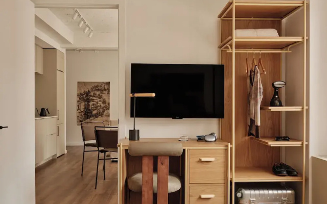 Mint House Washington DC Downtown by Kasa
