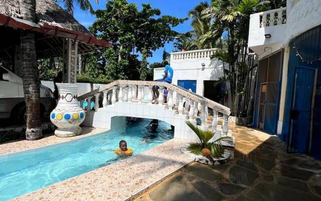 A Sentimental Villa With a Swimmingpool Near Beach