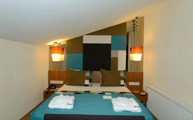 Collage Pera Hotel - Special Class