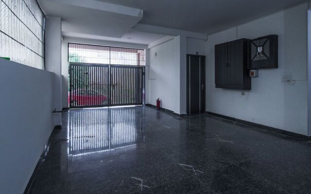 OYO 429 Hotel Kisna Residency