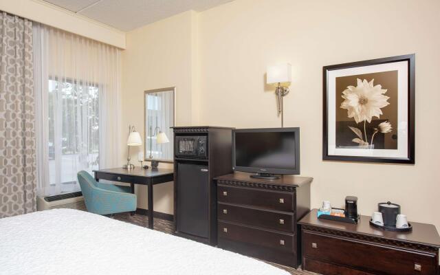Hampton Inn & Suites Cleveland-Airport/Middleburg Heights