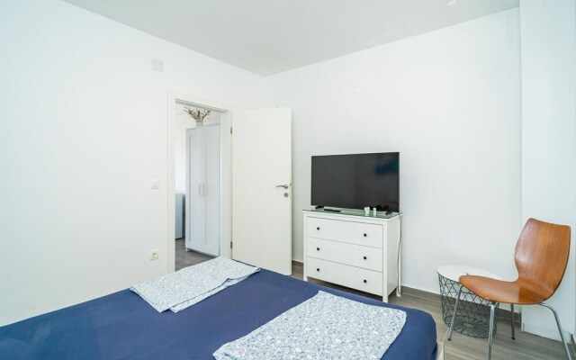 Stunning Apartment in Mlini With Wifi and 1 Bedrooms