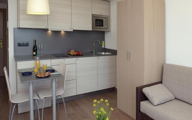 Almirall Apartaments