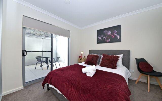 Modern Apartment in Perth City 1703