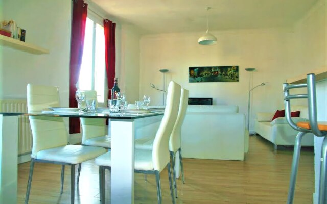 Two Bedroom Gambetta