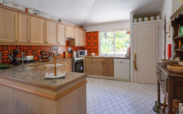 Villa in Albufeira With Private Pool