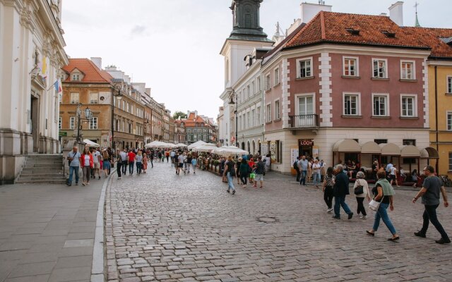Old Town Market Place Penthouse