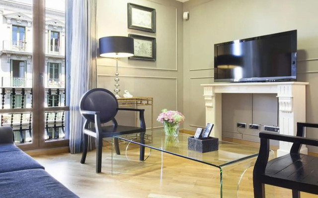 Uma Suites Luxury Midtown