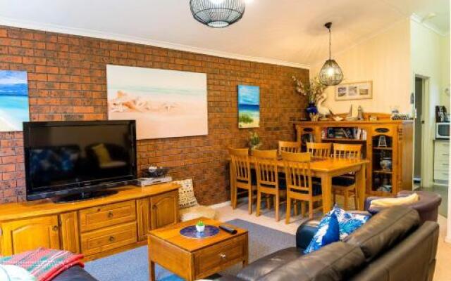 Holiday Home in the Heart of Anglesea