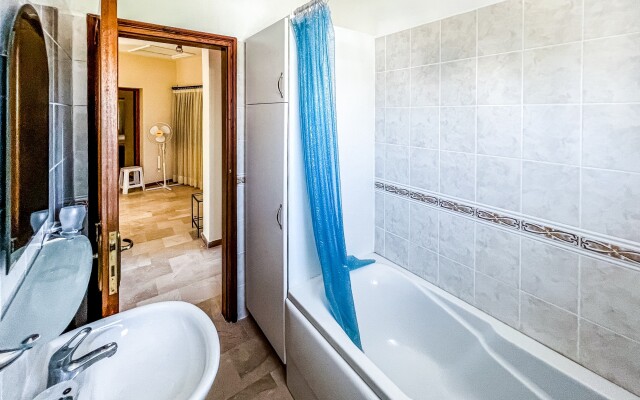 Fantastic Villa with Private Beach in Girne