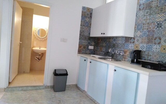 Katsikantaris Homes
