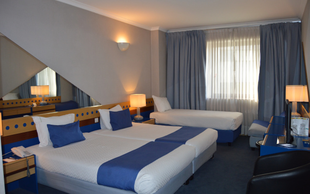 Hotel 3K Barcelona - Image 3
