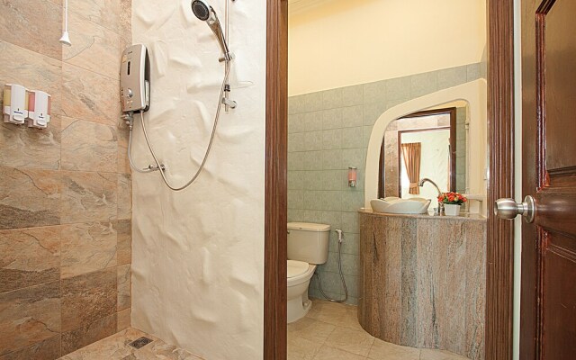 Nai Mueang Far Villa with 4 bedroom