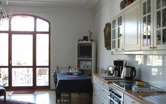 Charming Apartment in Radebeul