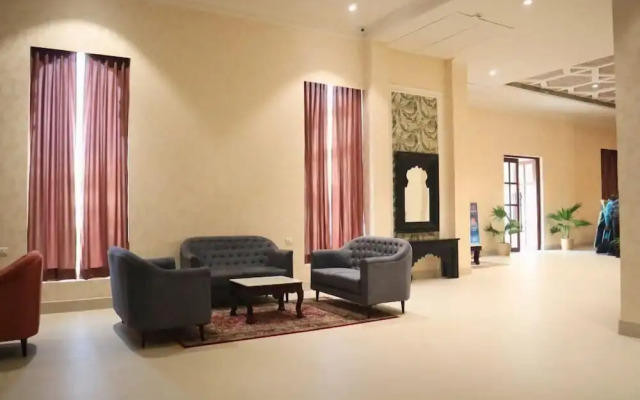 Hotel Raj Vilas The Palace