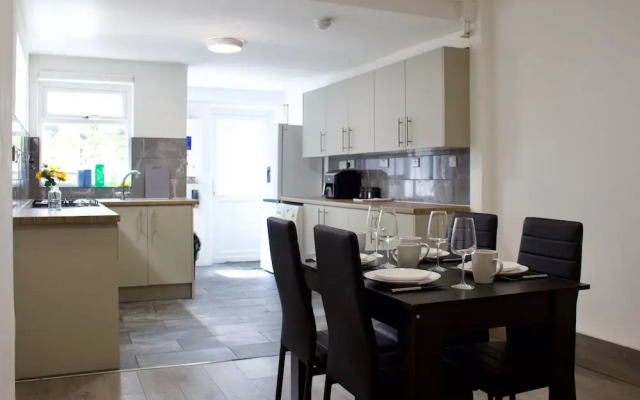 Tranquil Nottingham Retreat