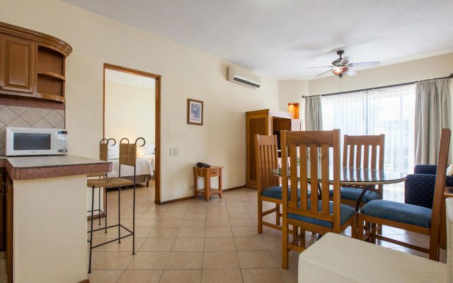 El Ameyal Hotel & Family Suites