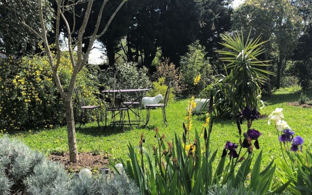 Aux Belles Vacances- Adult Only