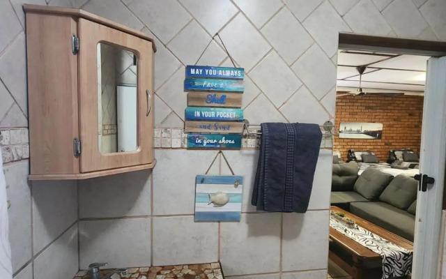 Cassiandra Place unit 2