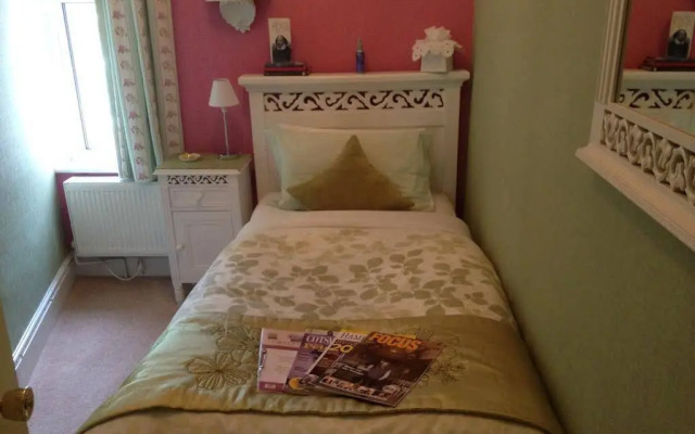 Twelfth Night Guest House