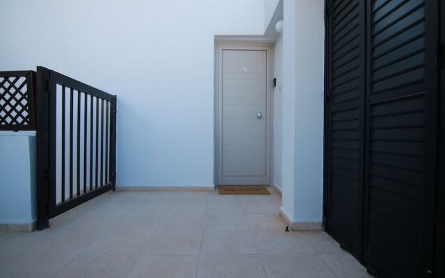 Phaedrus Living: Luxury Flat Protaras Sea View 9