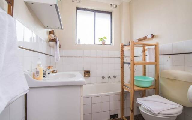 Simple Comfort! 2bed1bath Unit in Meadowbank