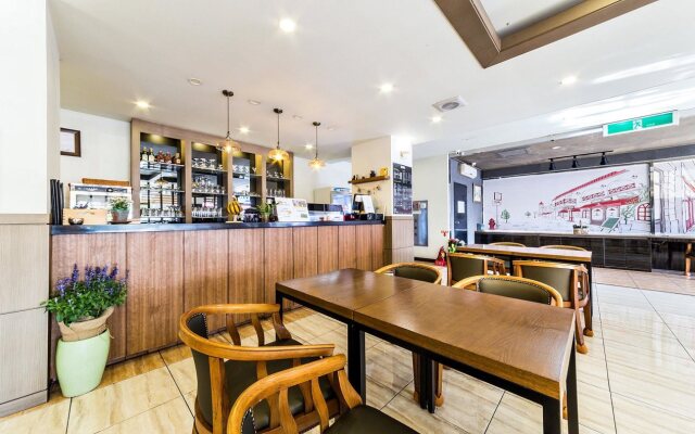 Brown Dot Hotel - Suwon City Hall