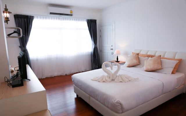 Rajapruek Place (SHA Extra Plus)