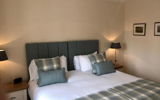 Royal Golf Apartments