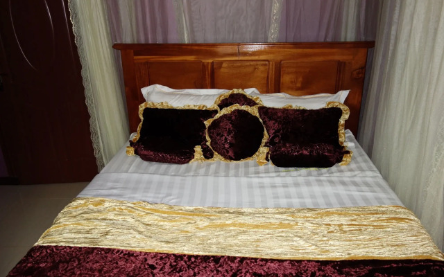 Impala Suites Hotel