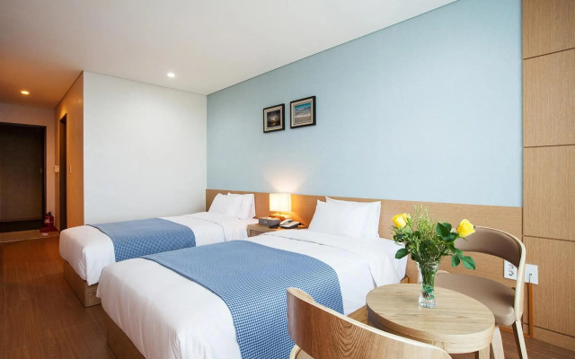 You Us Hotel