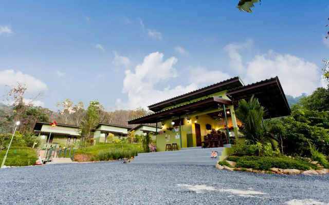The Mouth Resort