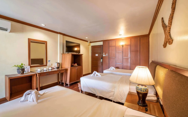 Royal Ivory Sukhumvit Nana