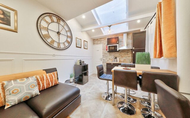 38 Atelier Mona Lisa