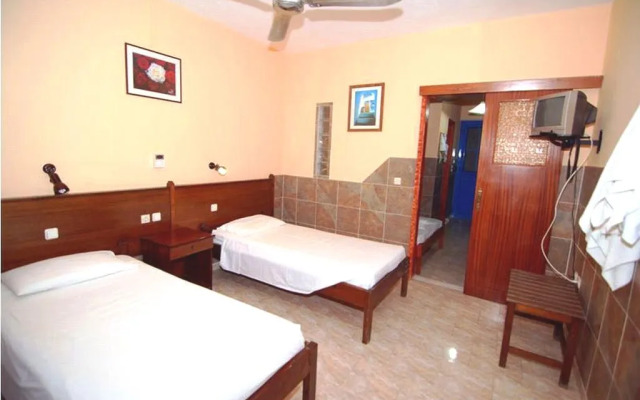 Chrysoula Hotel & Apartments