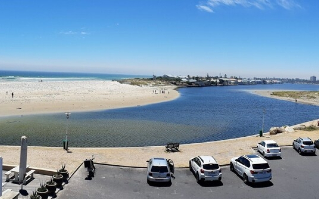 Lagoon Beach 237 by CTHA