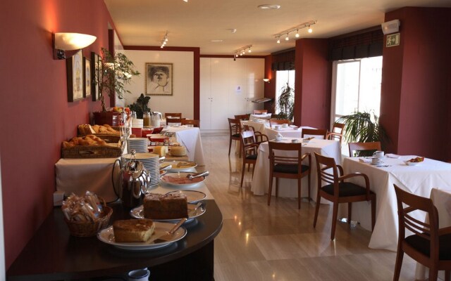 Maroa Hotel