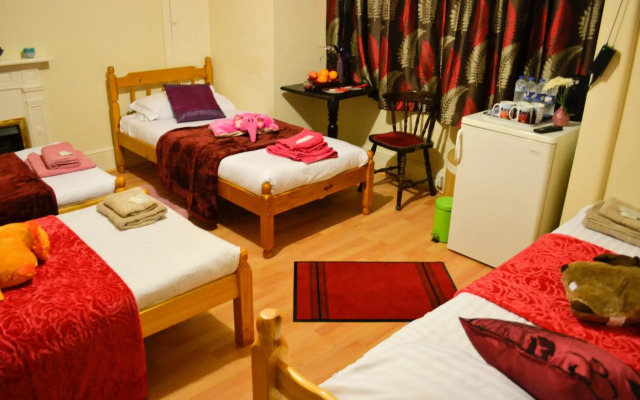 City London Hotel
